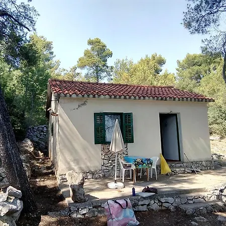 Robinson Rest House